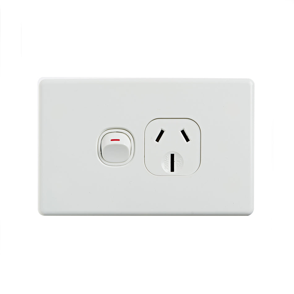 4C | Elegant Single Power Point 250V 15A | Horizontal