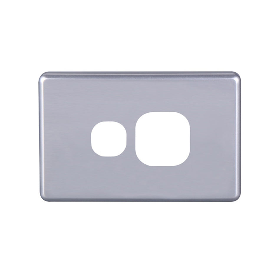 4C | Classic Single Power Point Cover Plate | Horizontal | Silver