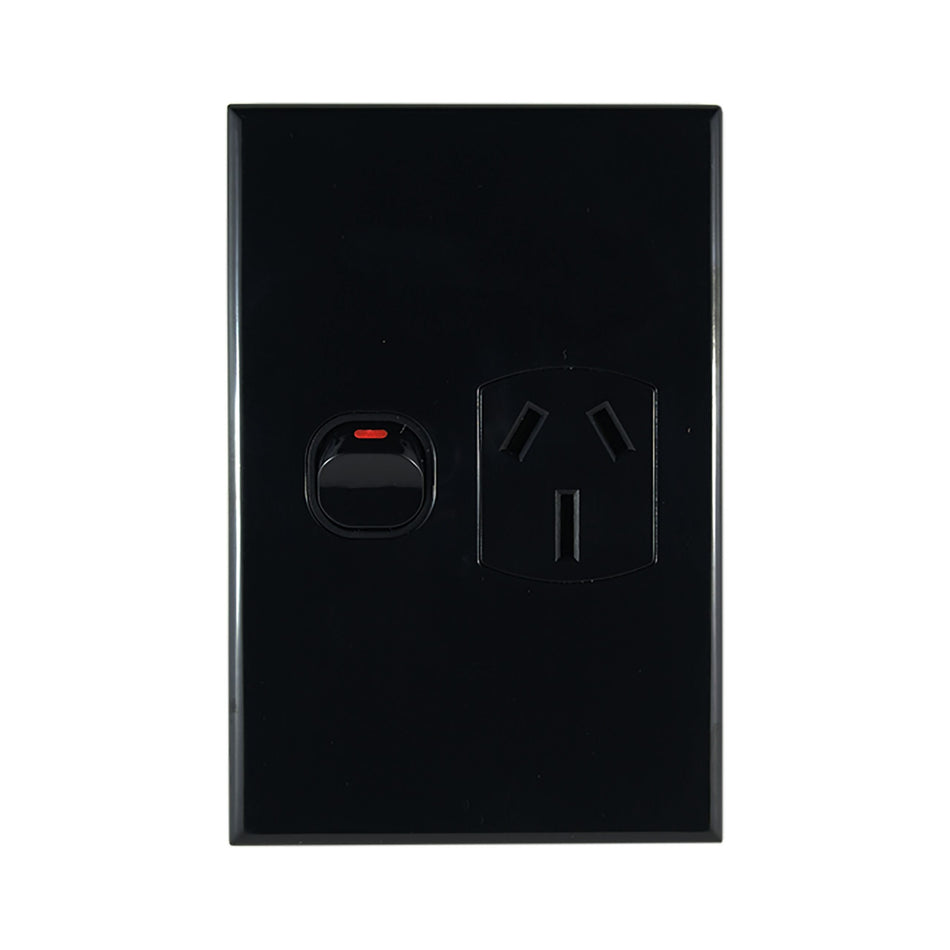 Single Power Point 15A – VERTICAL BLACK