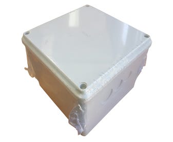 ADAPTABLE-BOX-W/KNOCKOUT-150X150X100MM