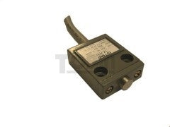 Limit Switch - Short Button Plunger